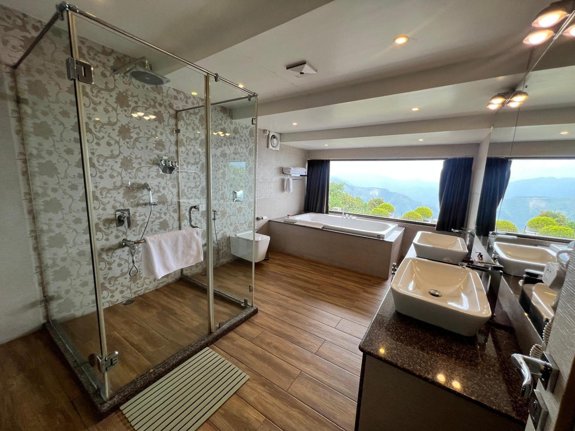 Jiva Resort Cherrapunjee Cserrapundzsi Kültér fotó