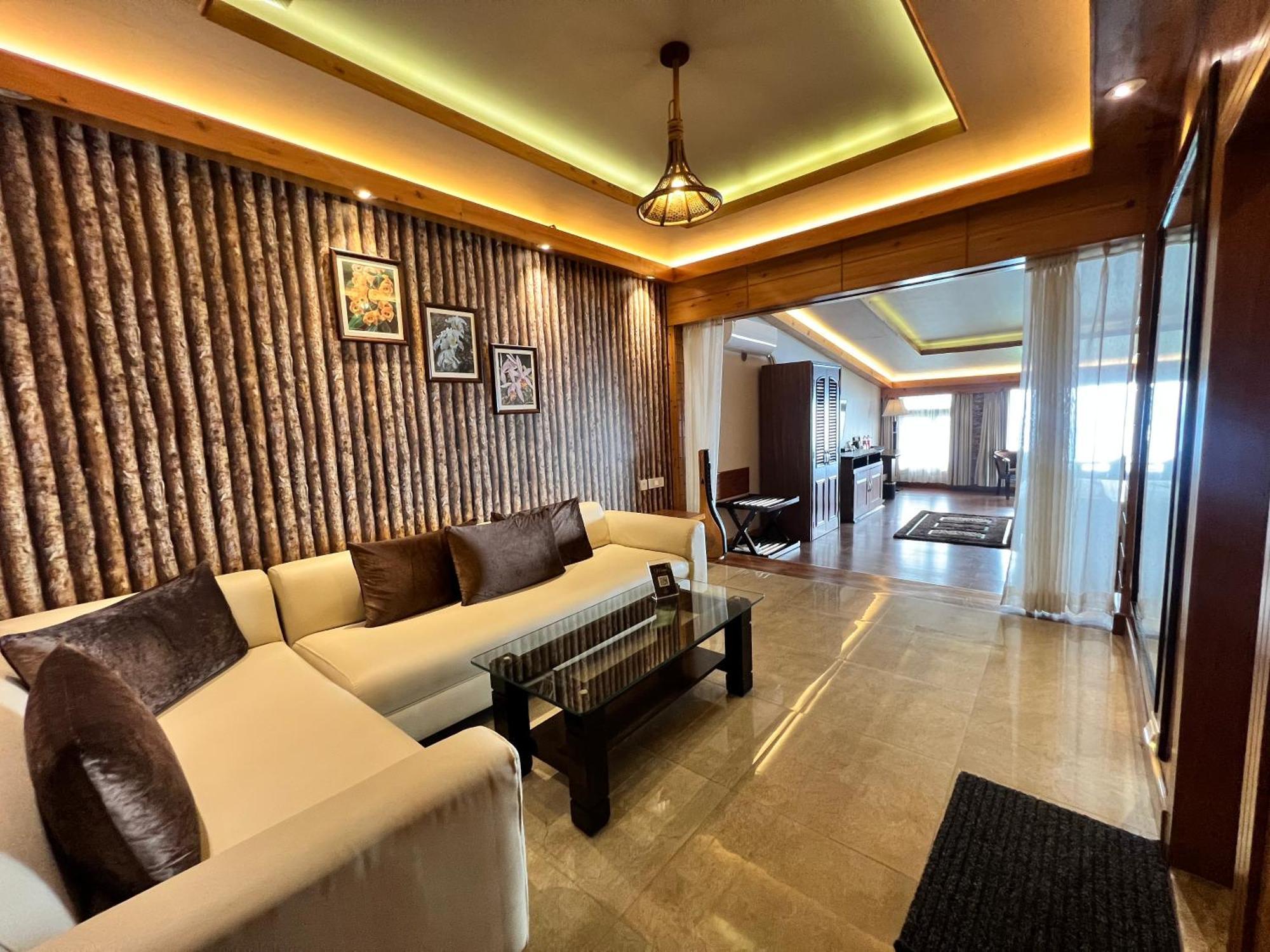 Jiva Resort Cherrapunjee Cserrapundzsi Kültér fotó